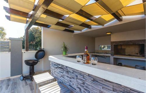 Four-bedroom Holiday Home In Pula