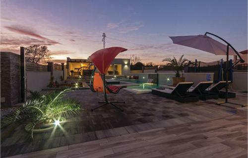 Four-bedroom Holiday Home In Pula