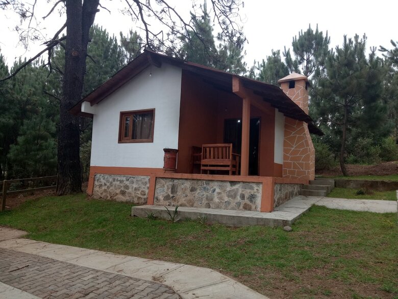 Caba�as Del Bosque