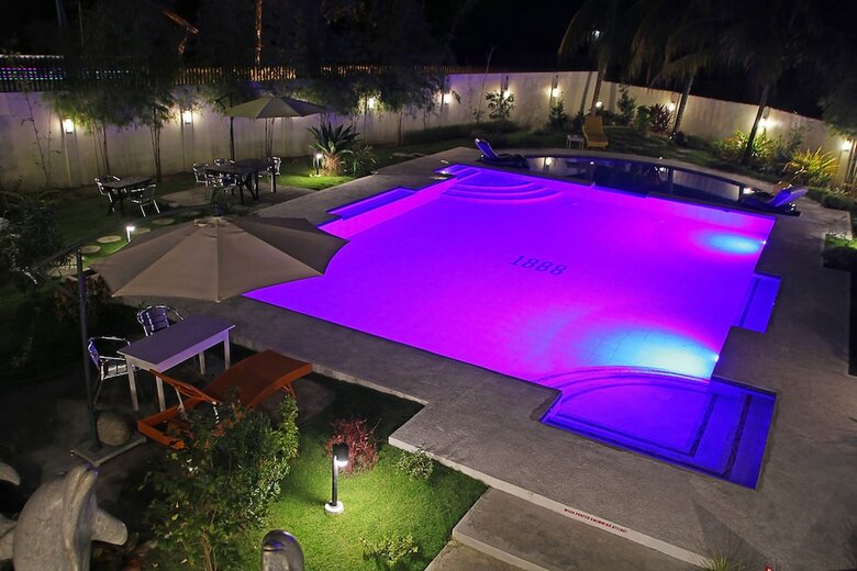 Hotel 1888 Beach Resort