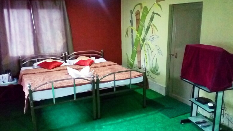 Hotel Dhardo Retreat & Resort
