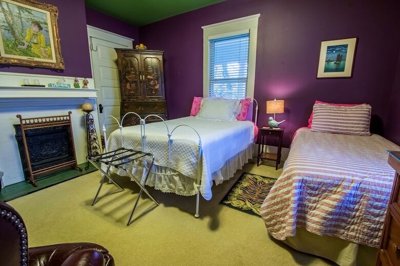Dailey Renewal Retreat Bed & Breakfast
