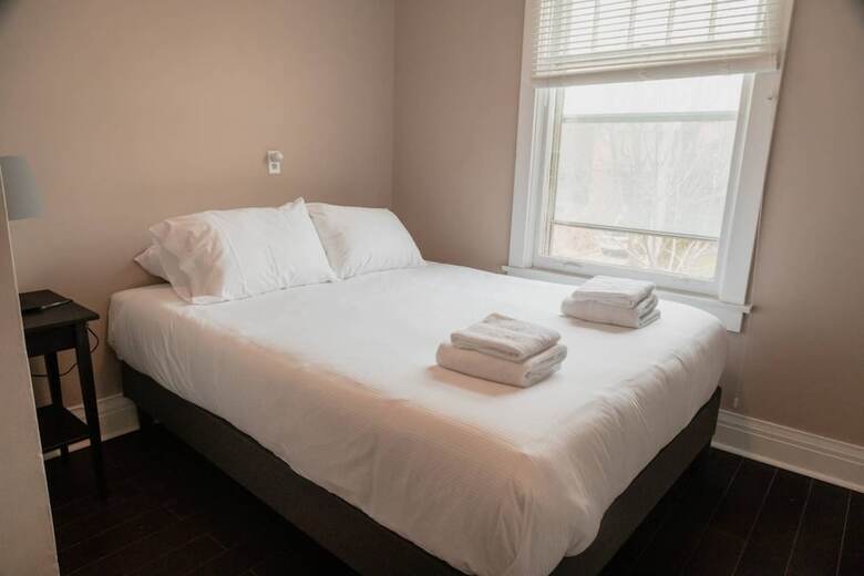 Apartamentos Beautiful 3 Bedroom Home Near Downtown