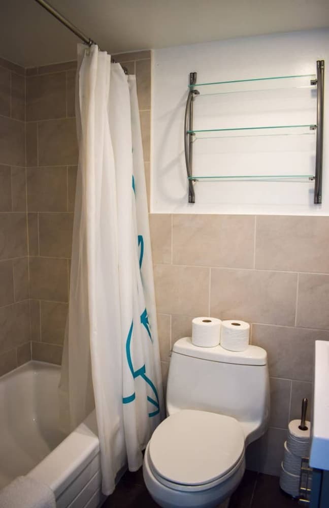 Apartamentos Convenient 1 Bedroom Lower Level Suite