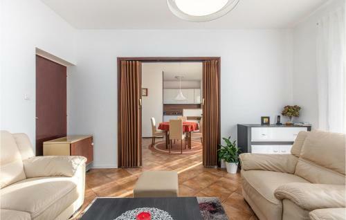 Two-bedroom Apartment In Selce