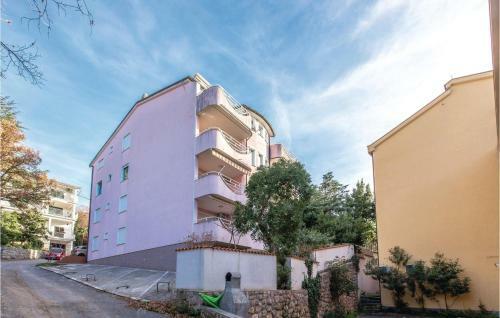 Two-bedroom Apartment In Selce