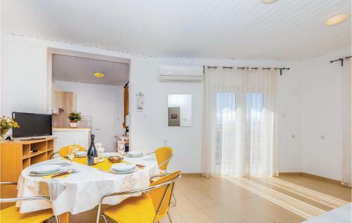 Two-bedroom Apartment In Senj