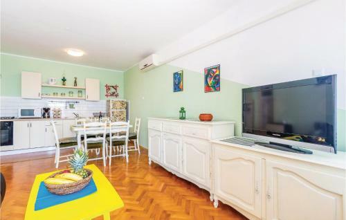 Two-bedroom Apartment In Senj