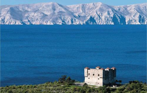 Two-bedroom Apartment In Senj