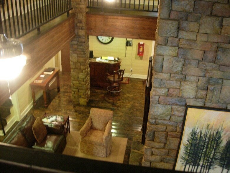 Hotel Creekside Lodge And Event Center
