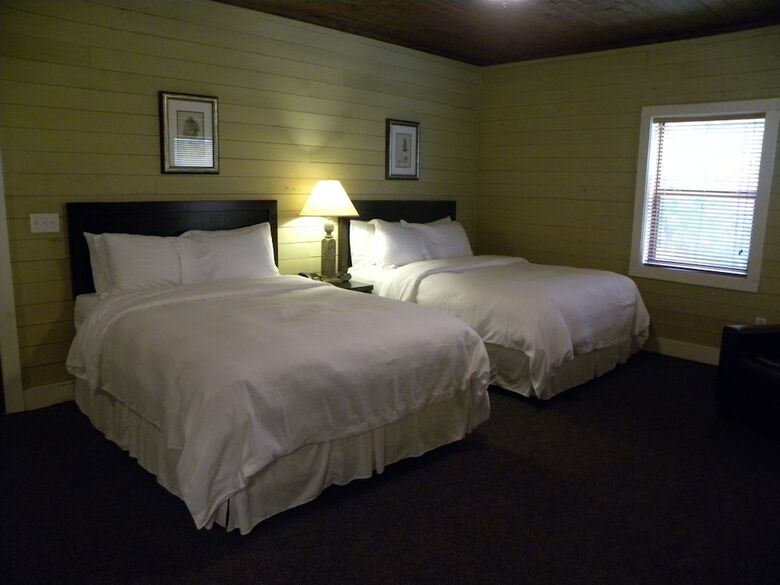 Hotel Creekside Lodge And Event Center