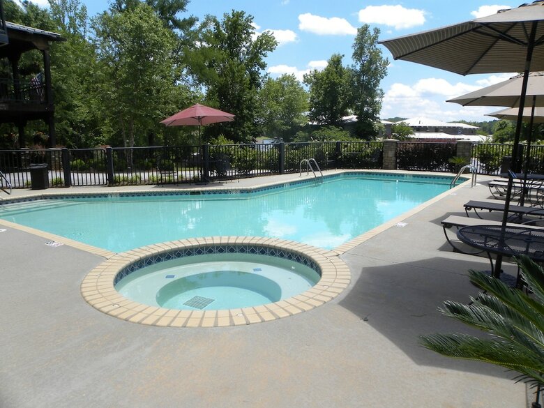 Hotel Creekside Lodge And Event Center