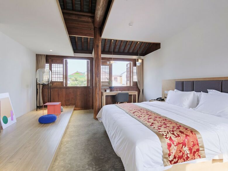 Changshu Chujian Yue Hotel