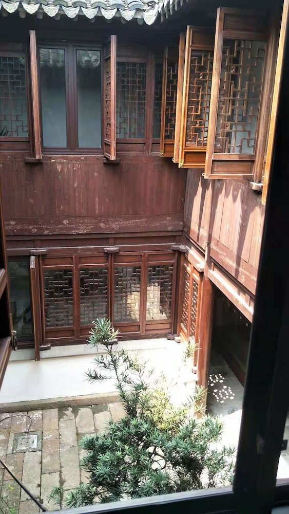 Changshu Chujian Yue Hotel