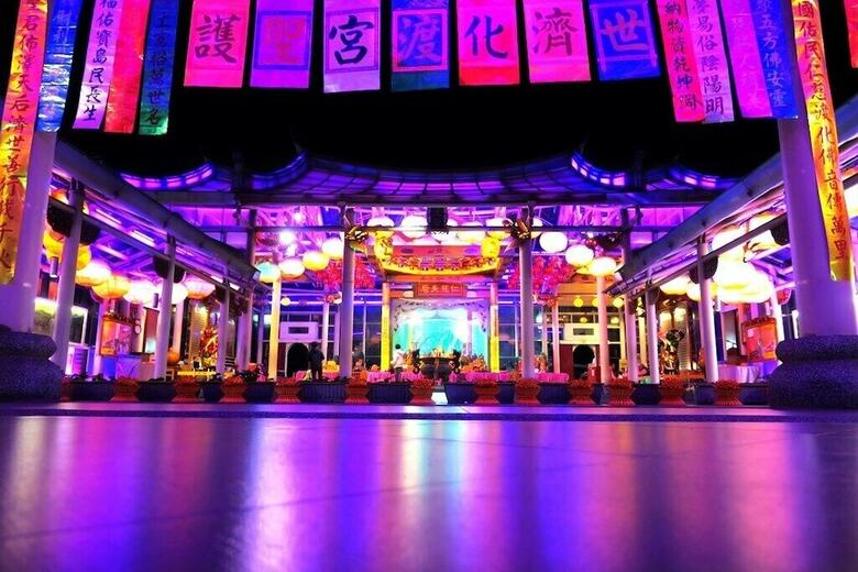 Hotel Lu-kang Traveler Inns