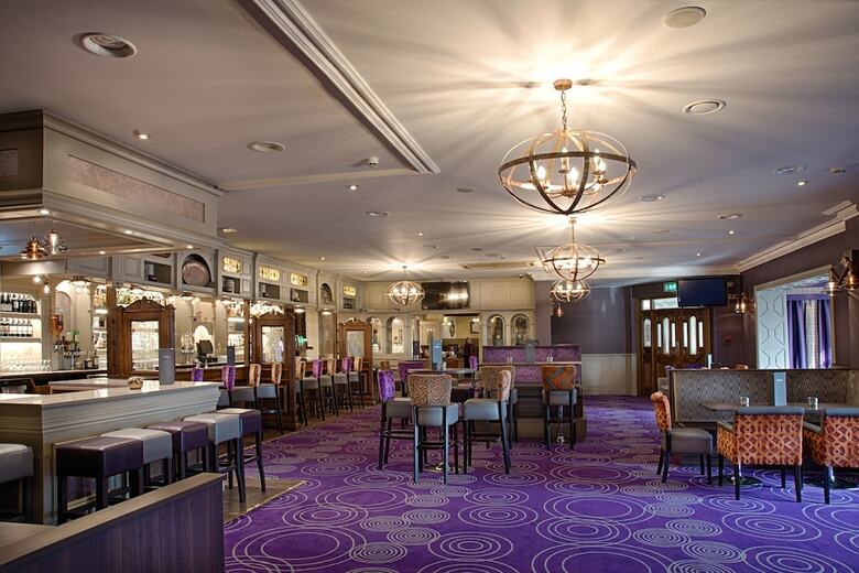 Woodford Dolmen Hotel