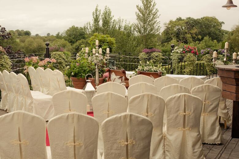 Woodford Dolmen Hotel