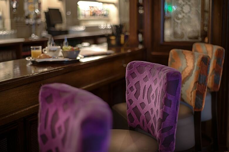Woodford Dolmen Hotel