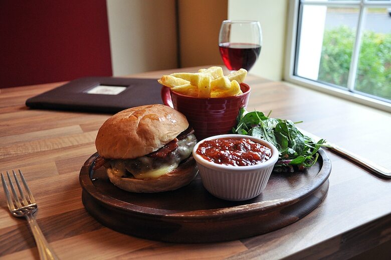 Woodford Dolmen Hotel