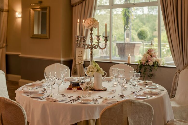 Woodford Dolmen Hotel
