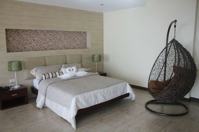 Hotel The Assemblage Point Resort