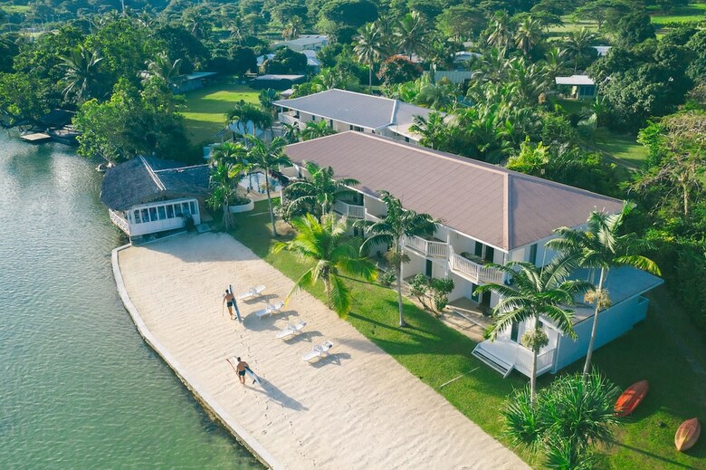 Hotel Tropicana Lagoon Apartments