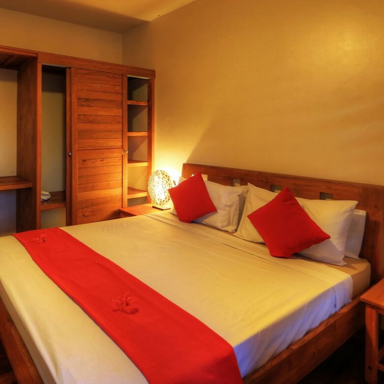 Hotel Tropicana Lagoon Apartments