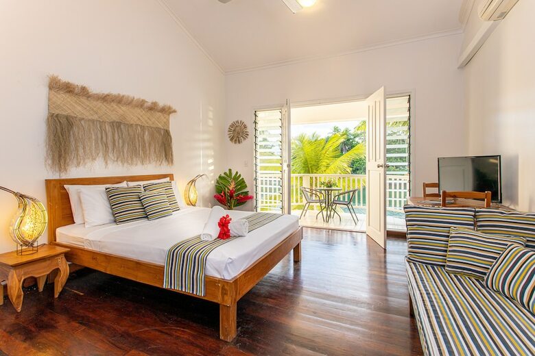 Hotel Tropicana Lagoon Apartments
