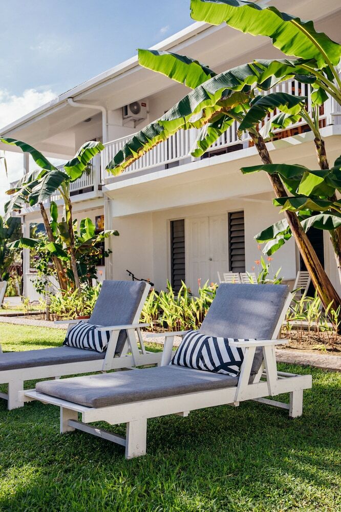 Hotel Tropicana Lagoon Apartments