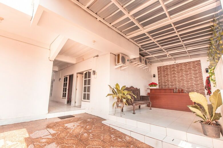 Hostal Oyo Life 1322 Elegant Residence