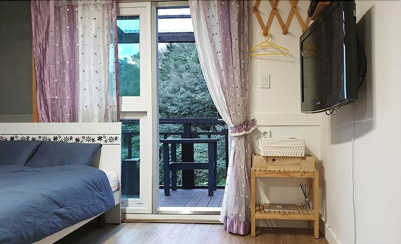 Uljin Morning Sunshine Pension