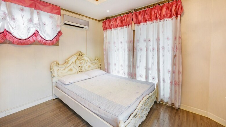 Hill House Pension Gapyeong