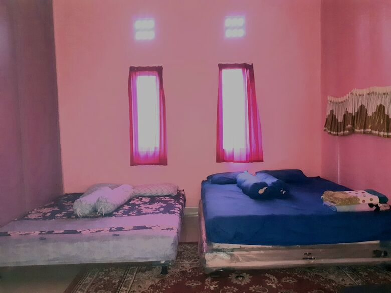 Hotel Almira Homestay