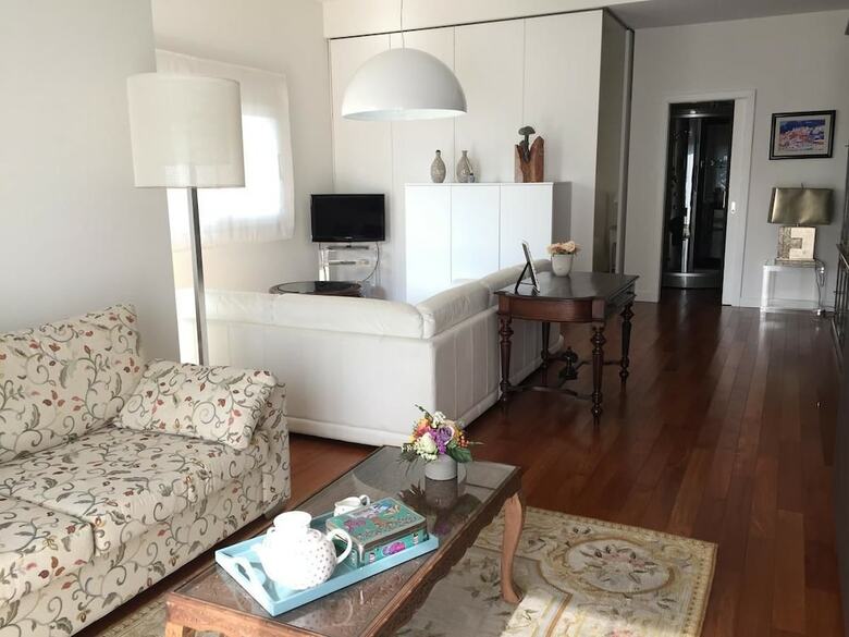 Apartamentos Lory