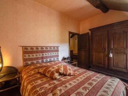 Lodge Holiday Home Les Matins Clairs II Lisogne