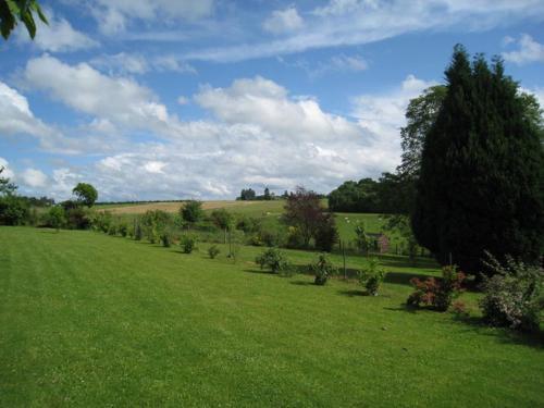 Lodge Holiday Home Les Matins Clairs II Lisogne