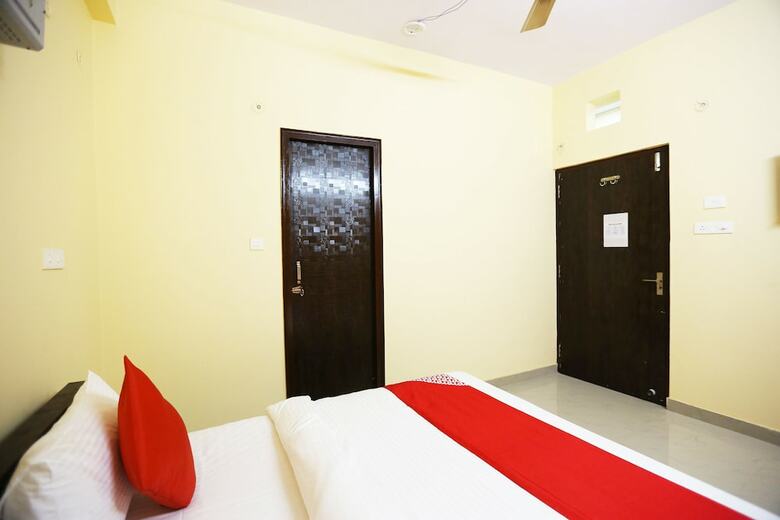 Hotel Oyo 35661 Shri Ram Guest House