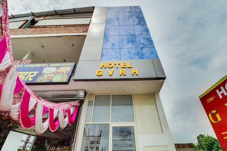 Spot On 48646 Hotel Gvrh