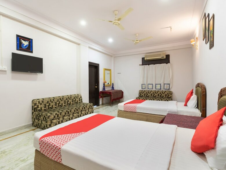 Oyo 36398 Hotel Balaji