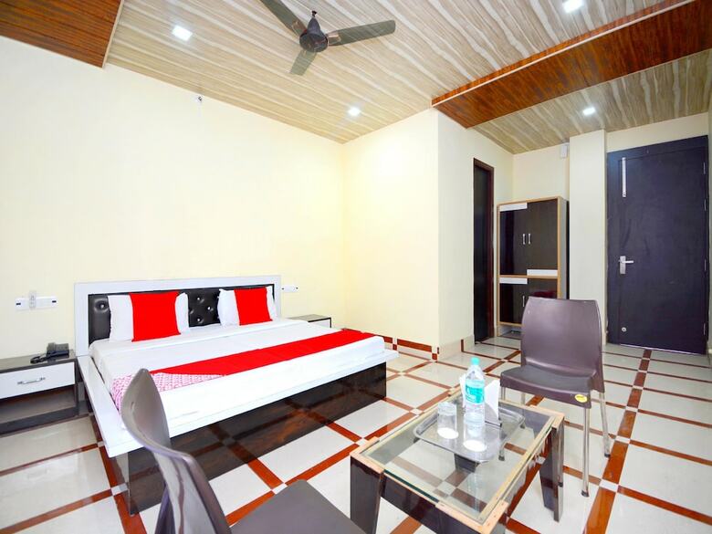 Hotel Oyo 37902 Kaler Regency