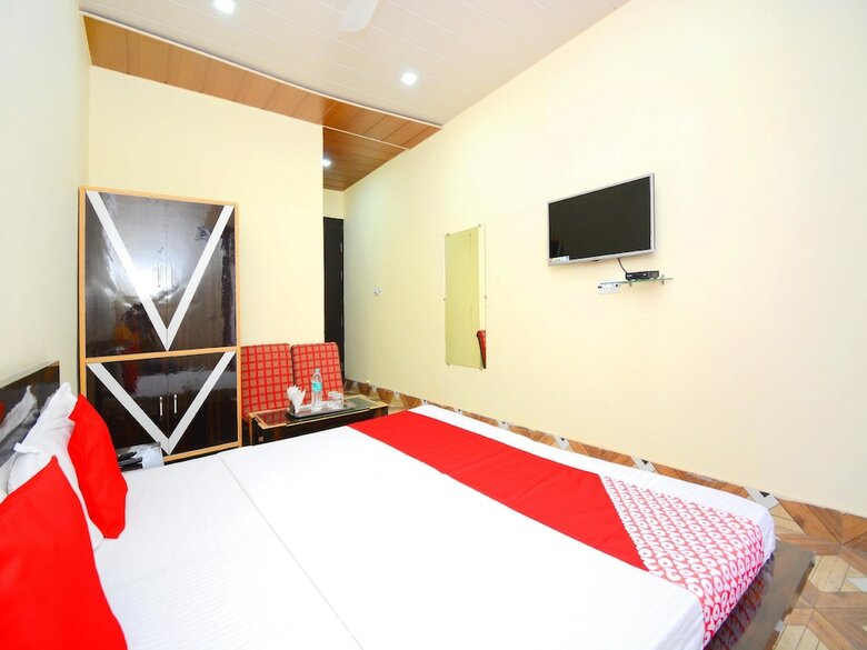 Hotel Oyo 37902 Kaler Regency