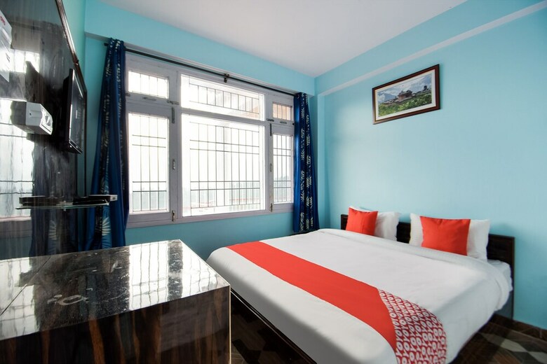 Hotel Oyo 47165 The Pine Stay