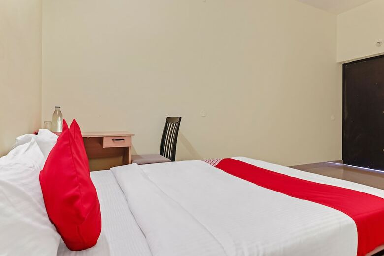 Hotel Oyo Flagship 26714 Sri Balaji Castle