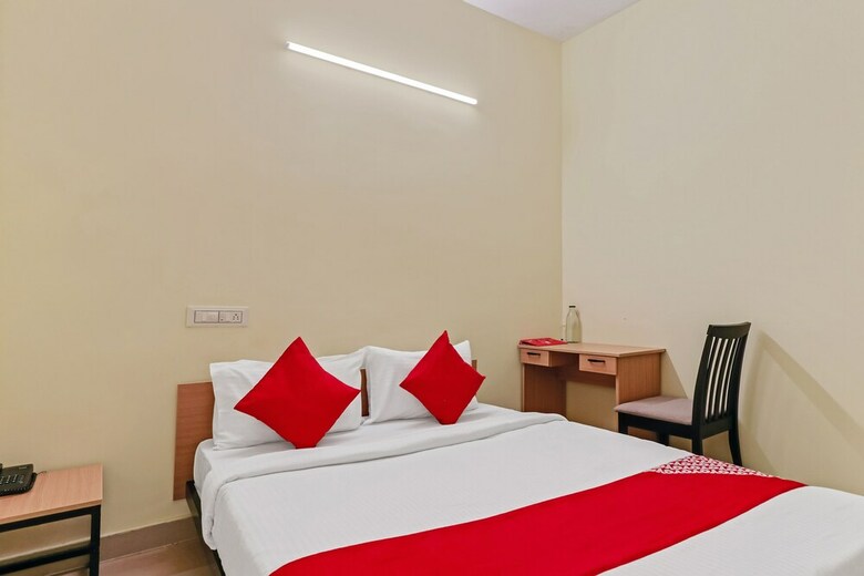 Hotel Oyo Flagship 26714 Sri Balaji Castle