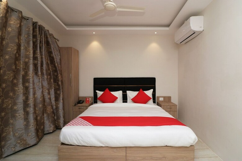 Hotel Oyo Flagship 26714 Sri Balaji Castle