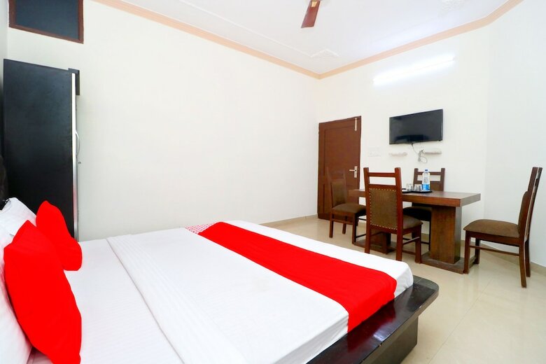 Oyo 41568 Hotel Orchid