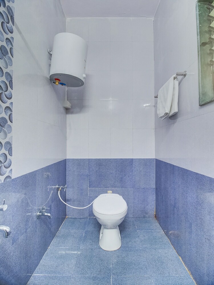 Hotel Oyo 37141 Pathik Resort