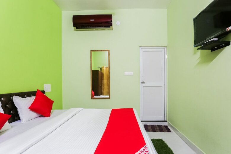 Hotel Oyo 46710 La Grace Inn