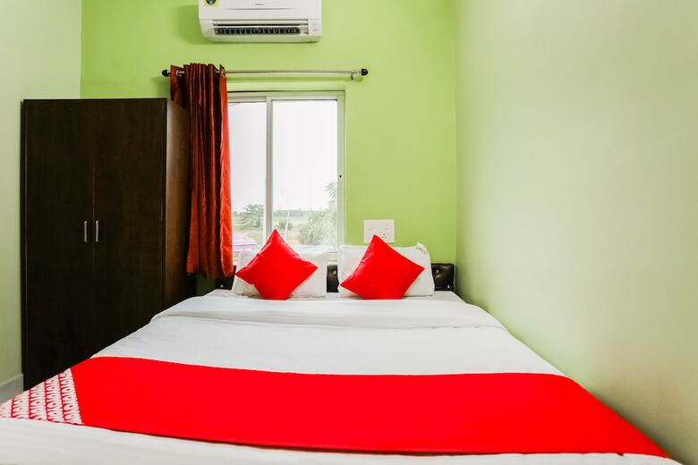 Hotel Oyo 46710 La Grace Inn