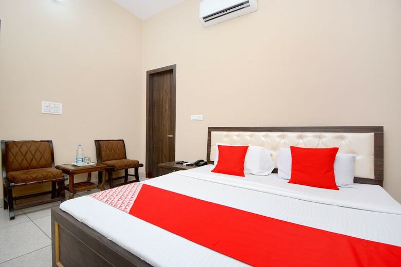 Oyo 40482 Hotel Country Side